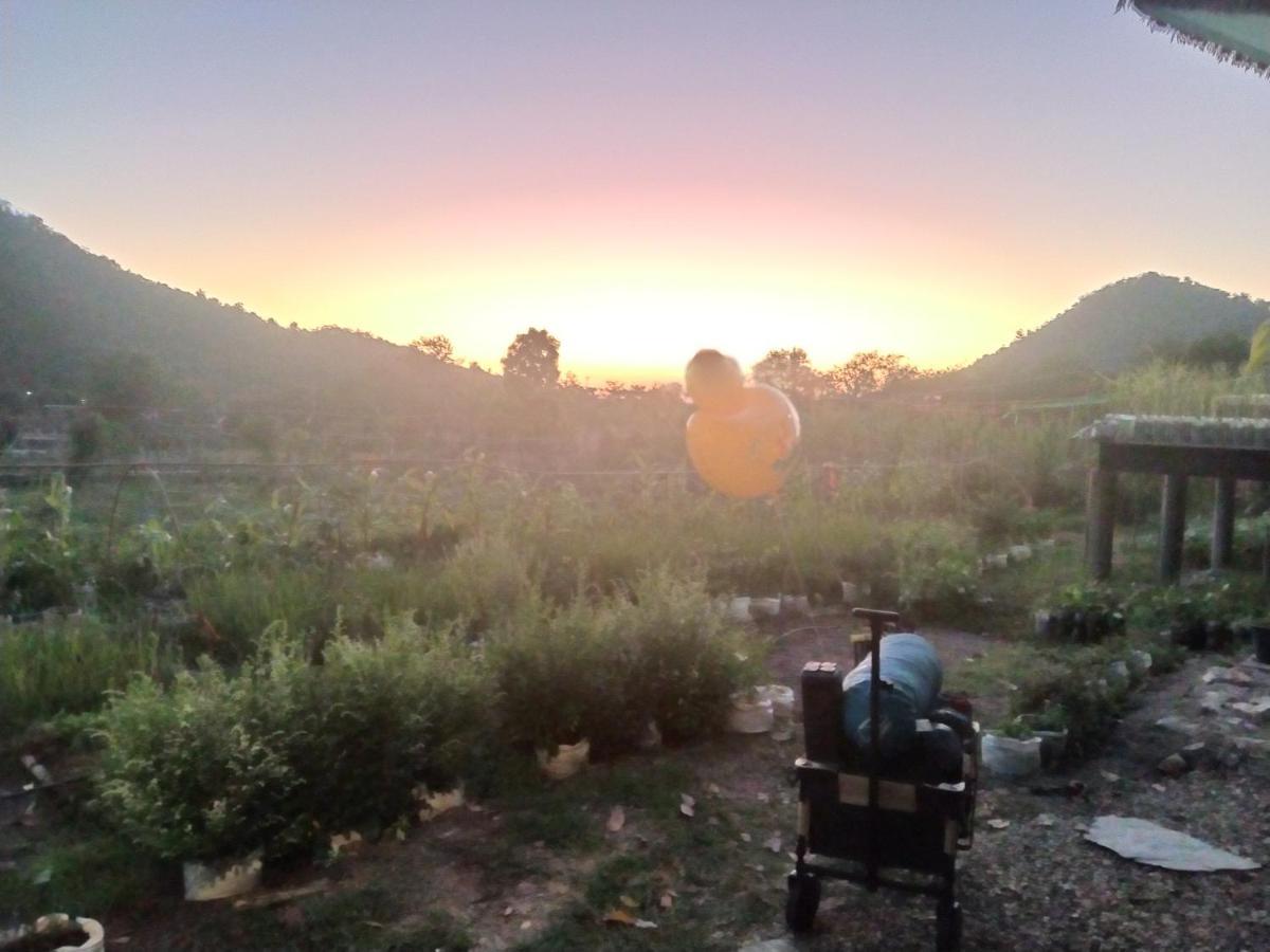 Royal Mountain View Ratchaburi Villa ภายนอก รูปภาพ