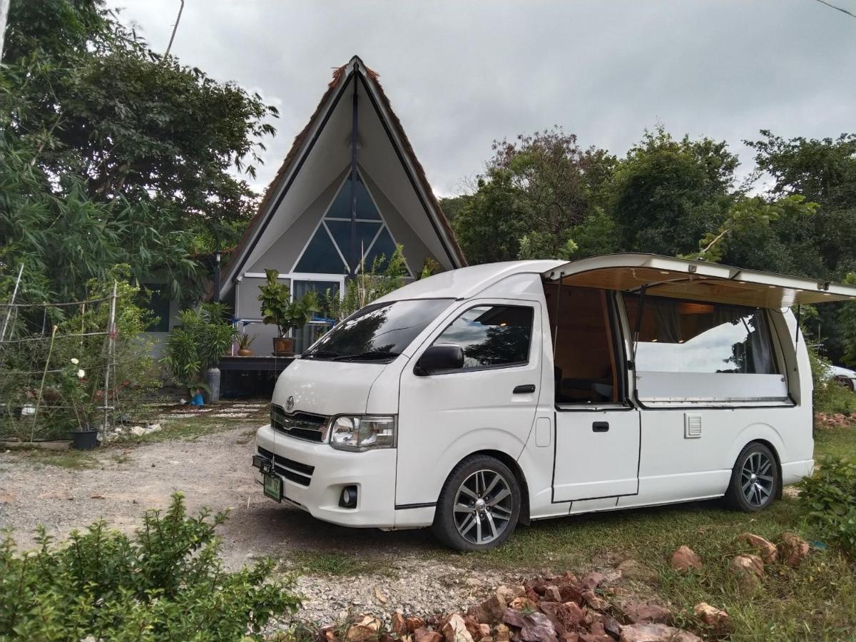 Royal Mountain View Ratchaburi Villa ภายนอก รูปภาพ