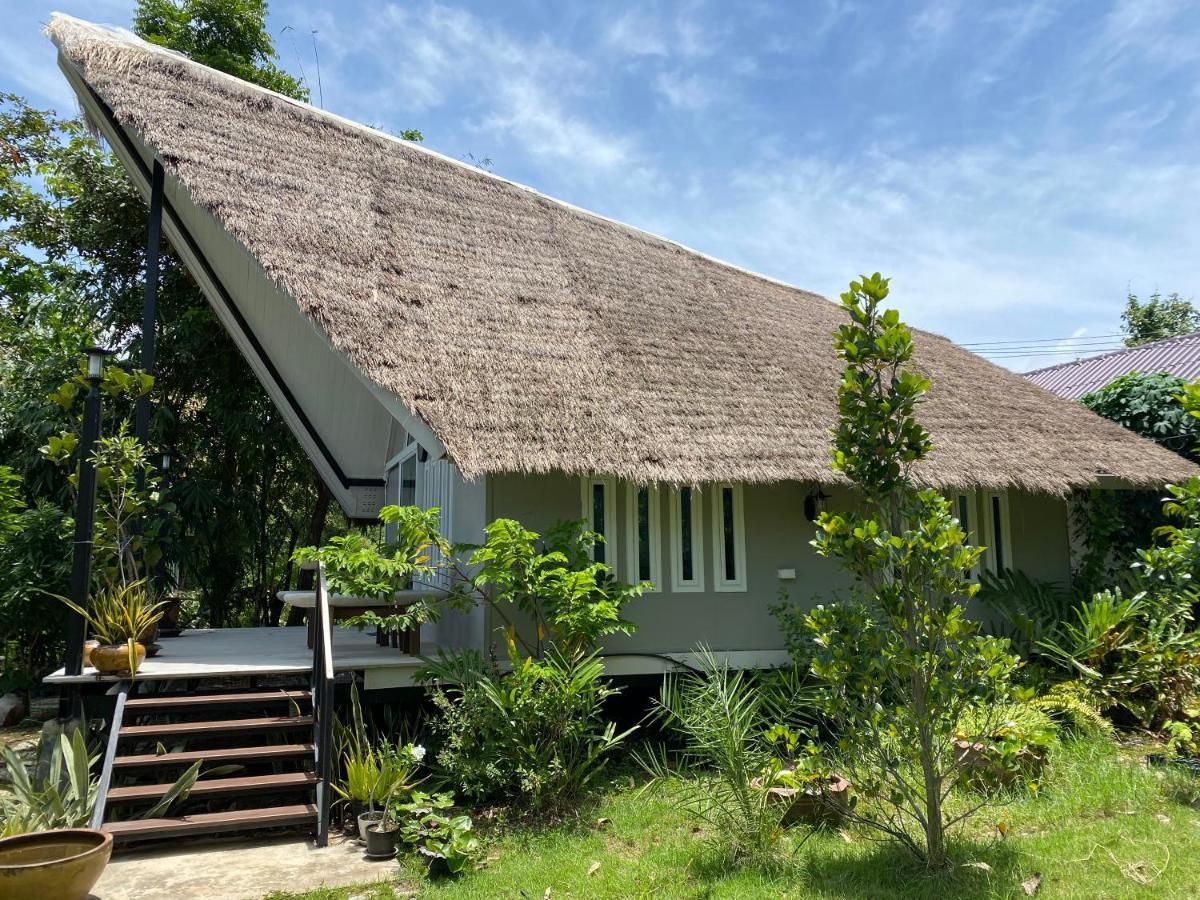 Royal Mountain View Ratchaburi Villa ภายนอก รูปภาพ